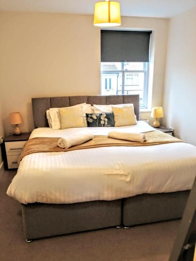 צ'למספורד Sapphire Serviced Apartment מראה חיצוני תמונה